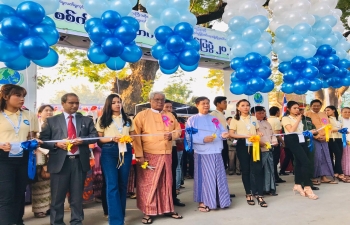 Consul General Mr. Nandan Singh Bhaisora along with Chief Minister, Sagaing Region and Union Deputy Minister for Commerce inaugurated- Sagaing International Trade Fair 2020, organised by Sagaing District Chamber of Commerce and Industry, in collaboration with Myanmar Trade Promotion Organization, Ministry of Commerce. 3 days Trade Fair has participation from Korea, India, China, Taiwan, Thailand, Japan, Vietnam etc besides Myanmar and have more than 110  Stalls.